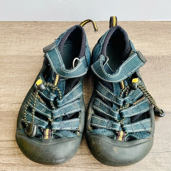 Keen Newport Blue and Black Sandals Size 13* - Picture 5 of 6